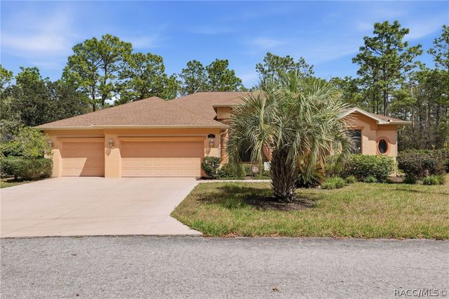 21 Whitewood Court, Homosassa, FL 34446