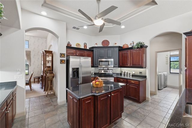 21 Whitewood Court, Homosassa, FL 34446