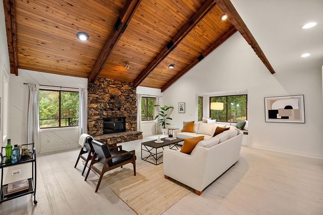 4893 Canyon Oaks Drive, Brighton, MI 48114