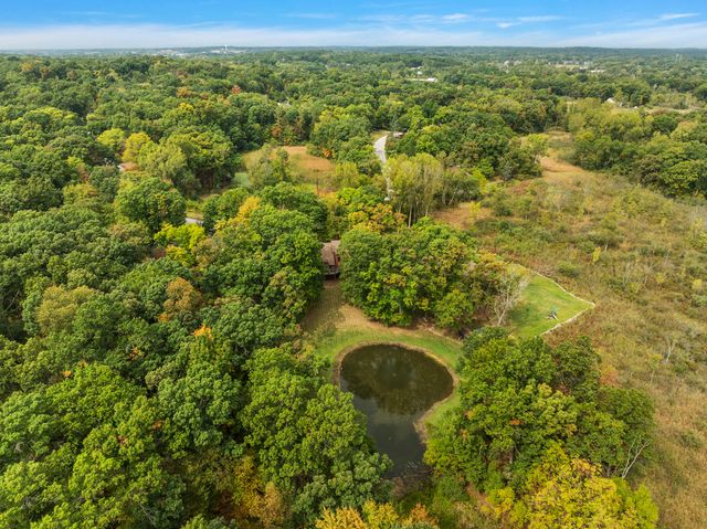 4893 Canyon Oaks Drive, Brighton, MI 48114