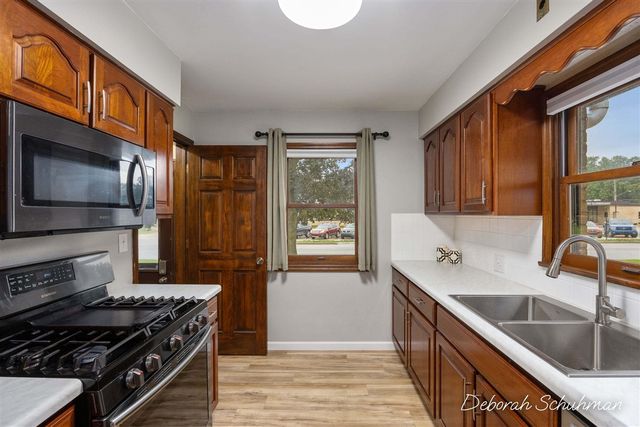 3751 Hubal Avenue, Wyoming, MI 49519
