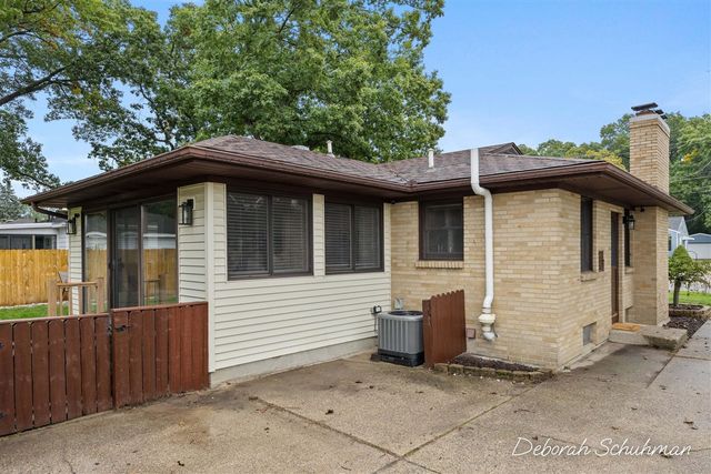 3751 Hubal Avenue, Wyoming, MI 49519