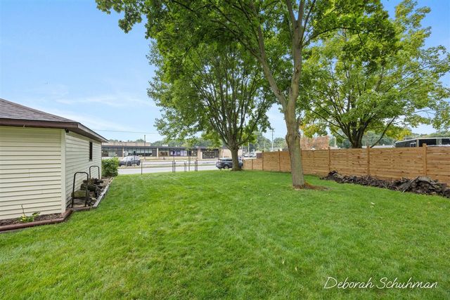 3751 Hubal Avenue, Wyoming, MI 49519