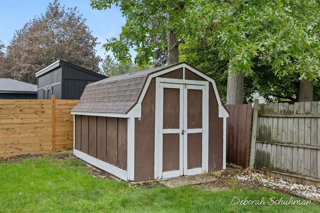 3751 Hubal Avenue, Wyoming, MI 49519