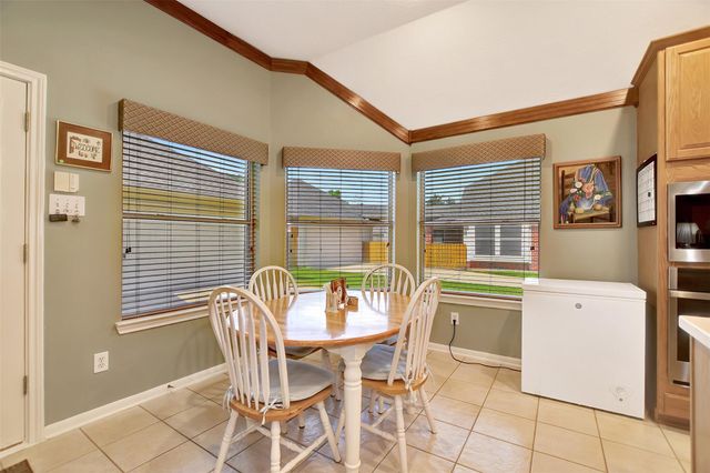 9111 Sunny Ridge Drive, Houston, TX 77095