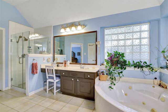 9111 Sunny Ridge Drive, Houston, TX 77095