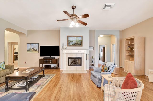 9111 Sunny Ridge Drive, Houston, TX 77095