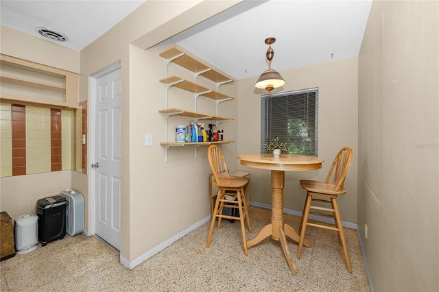 8161 22ND AVENUE N, St Petersburg, FL 33710