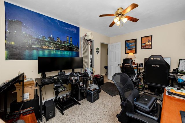 8161 22ND AVENUE N, St Petersburg, FL 33710