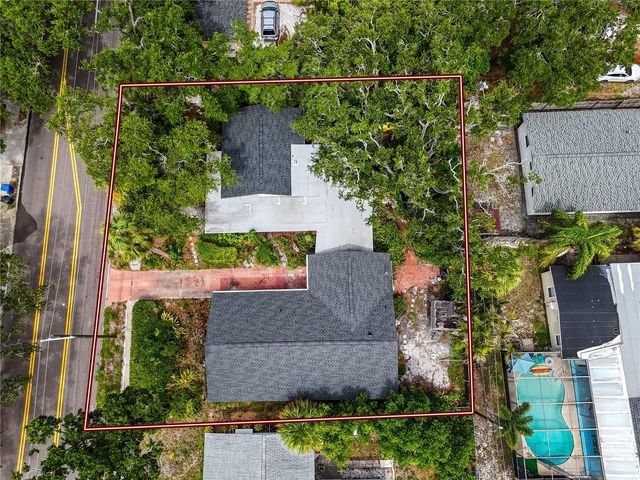8161 22ND AVENUE N, St Petersburg, FL 33710