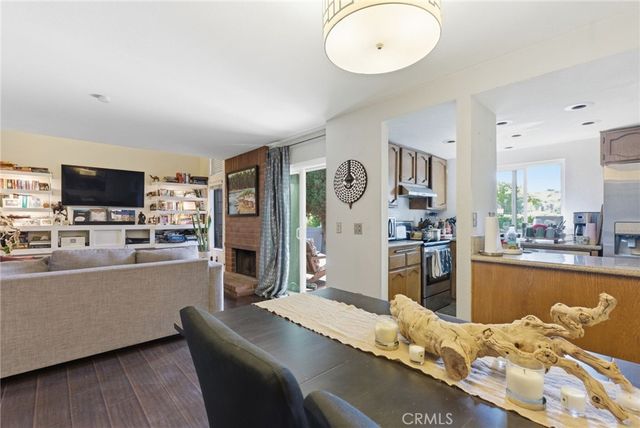 905 Hyde Court, Costa Mesa, CA 92626