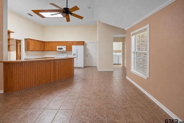 630 County Road 3608, Bullard, TX 75757