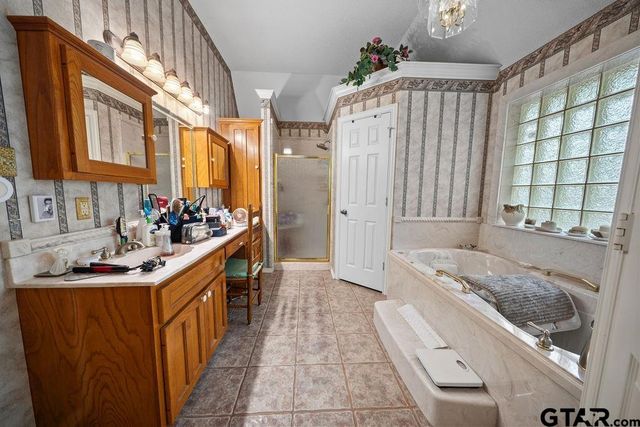 630 County Road 3608, Bullard, TX 75757