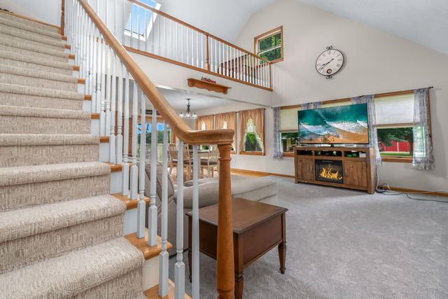 31688 Colon Road, Colon, MI 49040