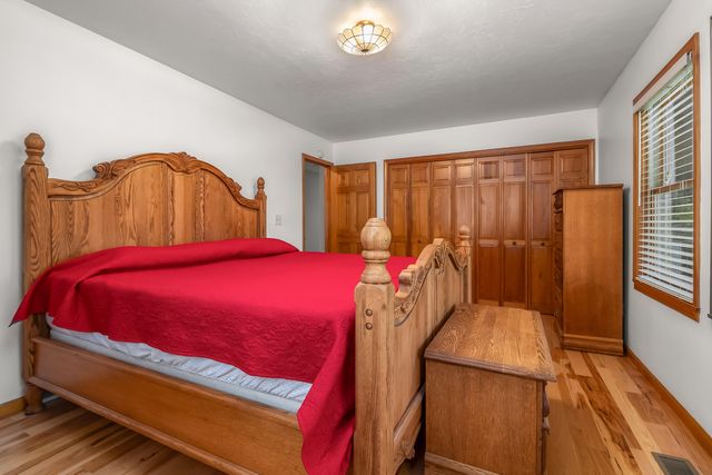 31688 Colon Road, Colon, MI 49040