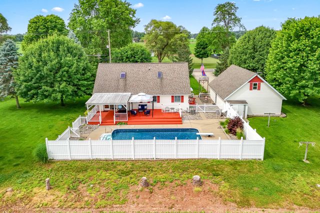 31688 Colon Road, Colon, MI 49040