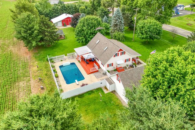 31688 Colon Road, Colon, MI 49040