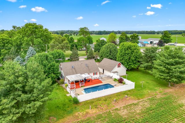 31688 Colon Road, Colon, MI 49040