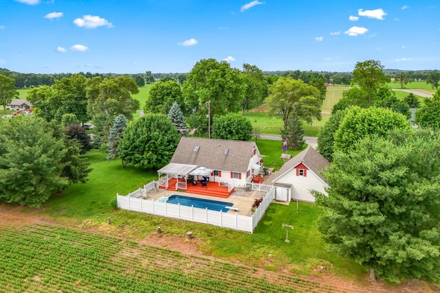 31688 Colon Road, Colon, MI 49040