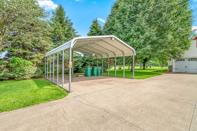 31688 Colon Road, Colon, MI 49040