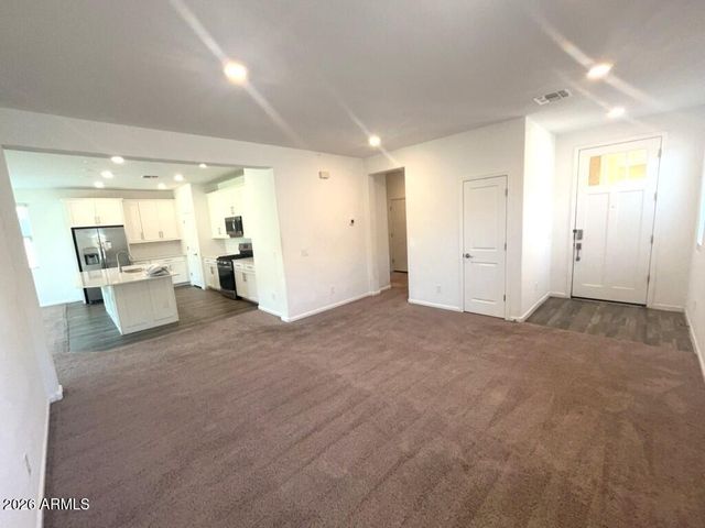 9217 W WILLOW BEND Lane, Phoenix, AZ 85037