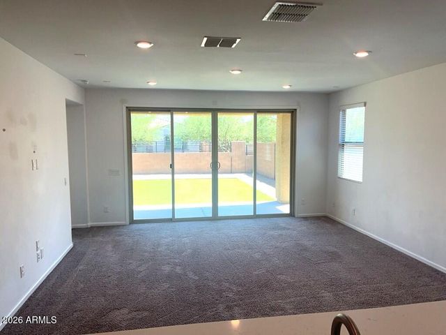 9217 W WILLOW BEND Lane, Phoenix, AZ 85037