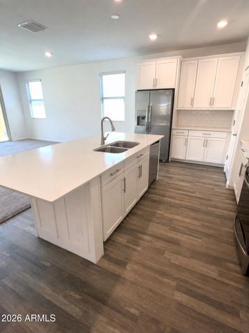 9217 W WILLOW BEND Lane, Phoenix, AZ 85037