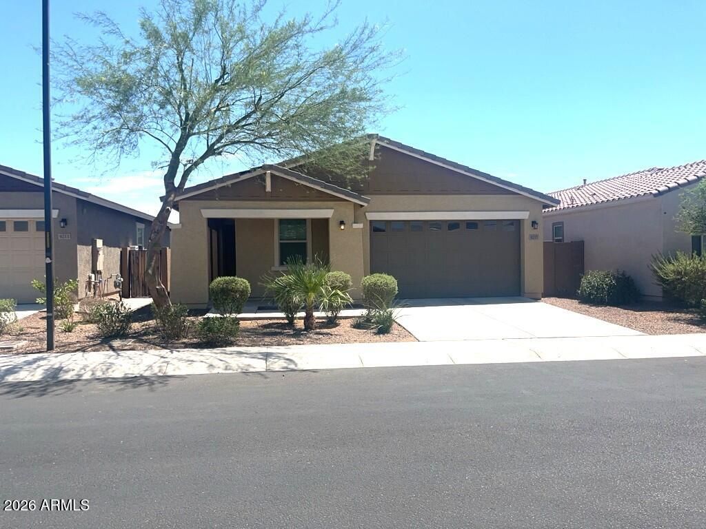 9217 W WILLOW BEND Lane, Phoenix, AZ 85037