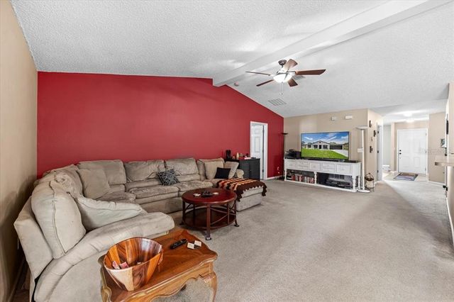 33 BUD FIELD DRIVE, Palm Coast, FL 32137