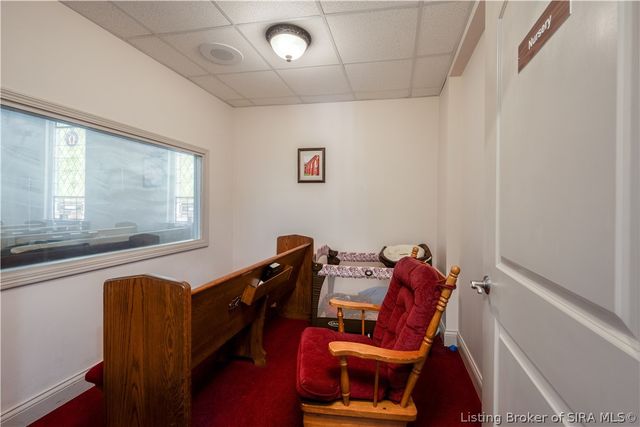 426 E Maple Street, Jeffersonville, IN 47130
