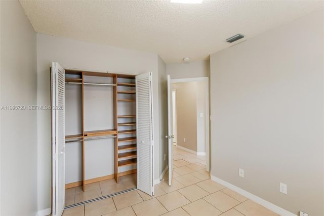 13921 SW 173rd Ter, Miami, FL 33177