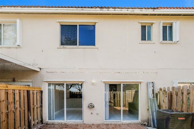 13921 SW 173rd Ter, Miami, FL 33177