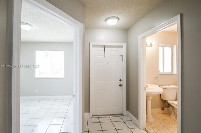 13921 SW 173rd Ter, Miami, FL 33177