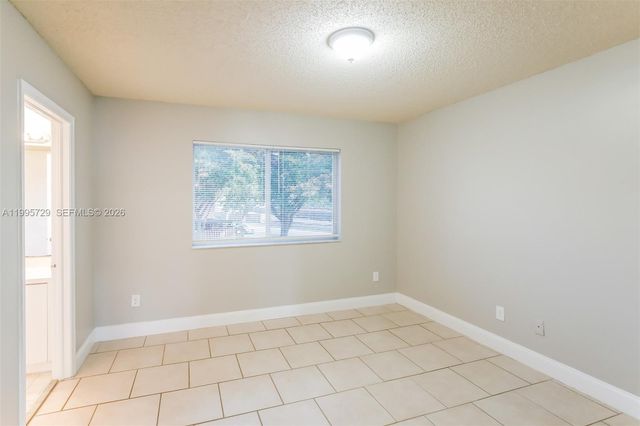 13921 SW 173rd Ter, Miami, FL 33177