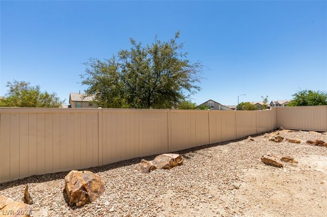 5150 Riverside Run Court, North Las Vegas, NV 89081