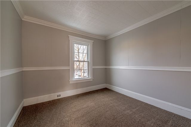 35 Madison Street, Geneva City, NY 14456