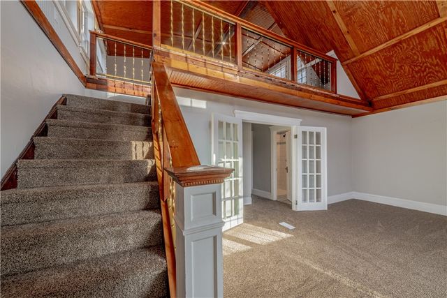 35 Madison Street, Geneva City, NY 14456