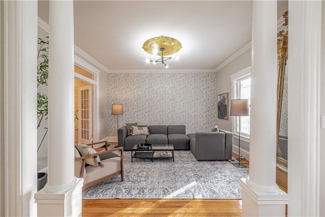 35 Madison Street, Geneva City, NY 14456