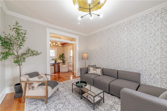 35 Madison Street, Geneva City, NY 14456