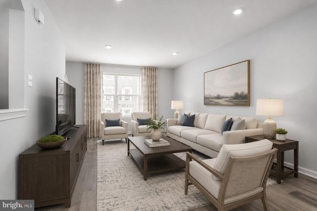 9827 POSTERITY LN, Montgomery Village, MD 20886