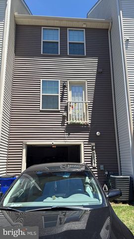 9827 POSTERITY LN, Montgomery Village, MD 20886