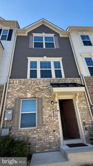 9827 POSTERITY LN, Montgomery Village, MD 20886