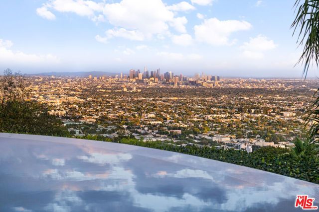 1456 Blue Jay Way, Los Angeles, CA 90069