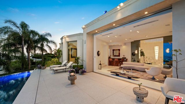 1456 Blue Jay Way, Los Angeles, CA 90069