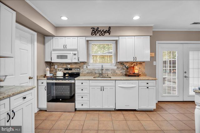 626 AVENUE D, Southampton, NJ 08088