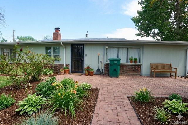 1180 W Stanford Drive, Englewood, CO 80110
