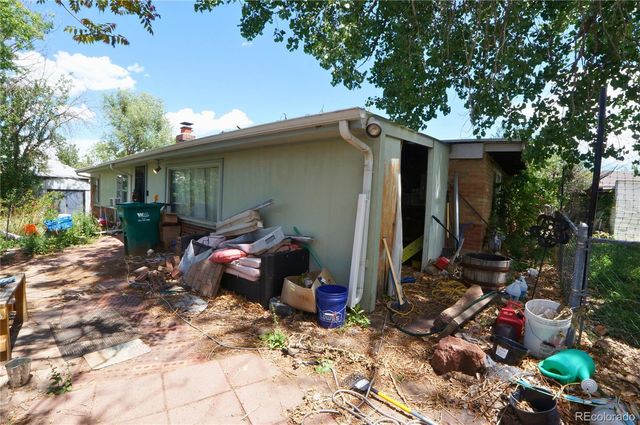 1180 W Stanford Drive, Englewood, CO 80110