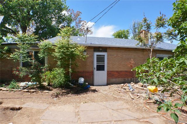 1180 W Stanford Drive, Englewood, CO 80110