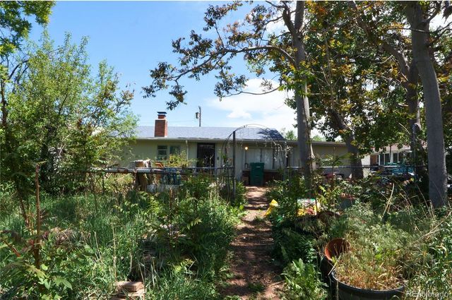 1180 W Stanford Drive, Englewood, CO 80110