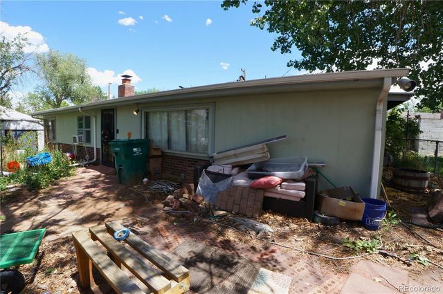 1180 W Stanford Drive, Englewood, CO 80110